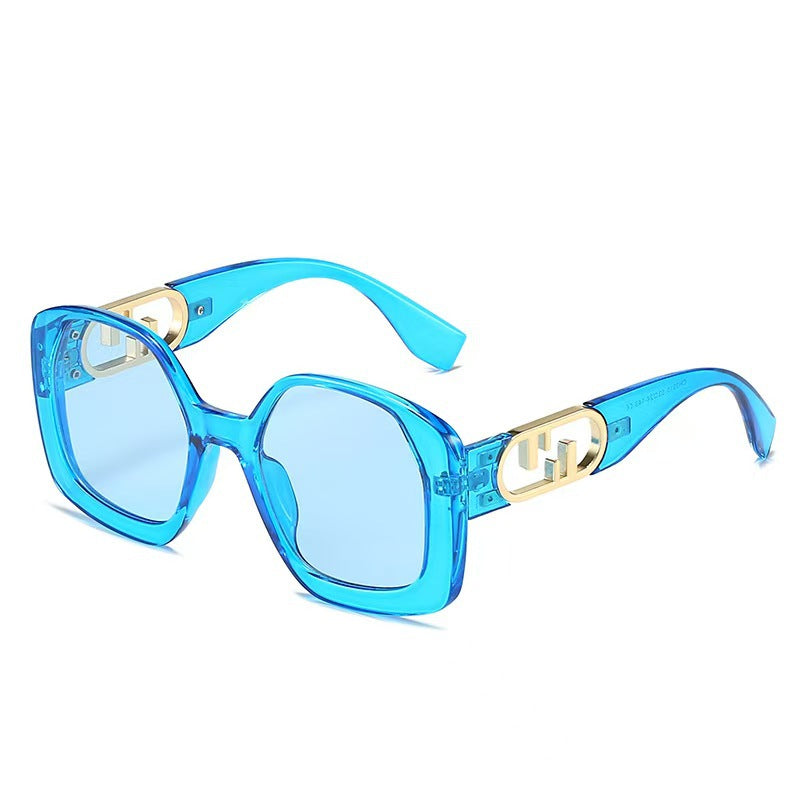 Damen oversized Sonnenbrille mit extravagantem geometrischen Rahmen und eleganten Akzenten Brehn