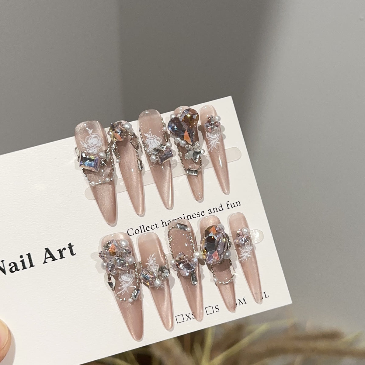 Dekoratives und elegantes Druck-Nagelkunst-Set