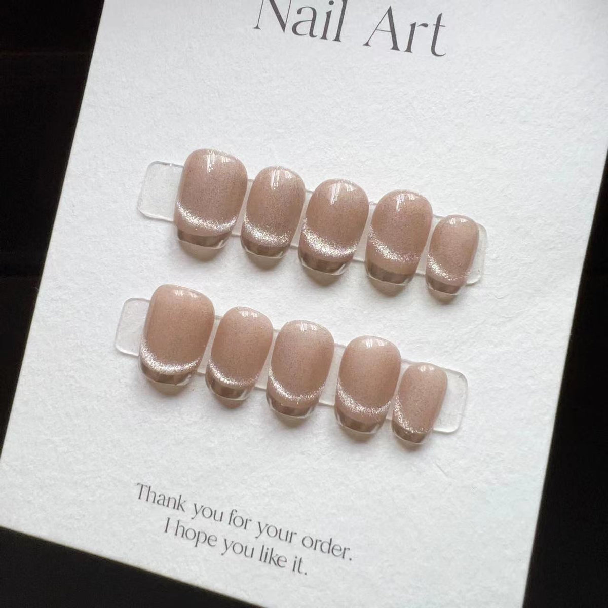 Elegantes Press-On Nagelset mit funkensprühendem Design Brehn