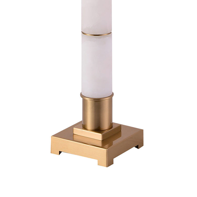 Elegante Marmor- und Messing-Tischlampe