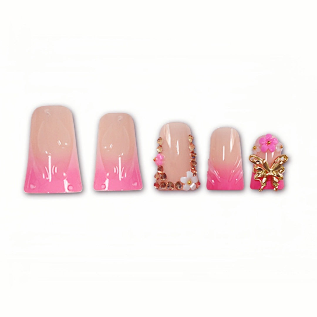 Künstlerische Lange Nail Extensions mit Floral-Akzenten Brehn