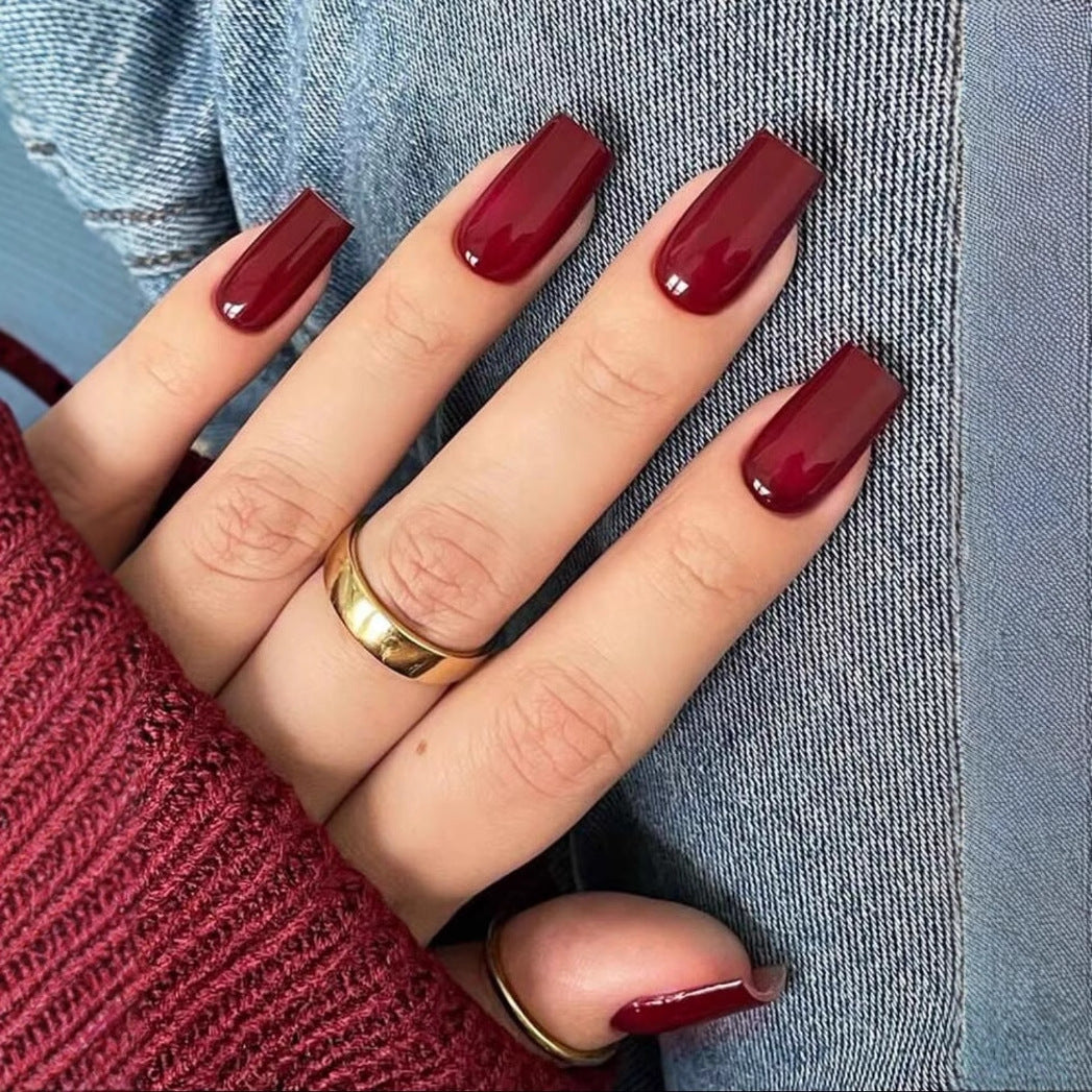 Kunstnagelset mit luxuriösem hochglänzenden Finish Brehn