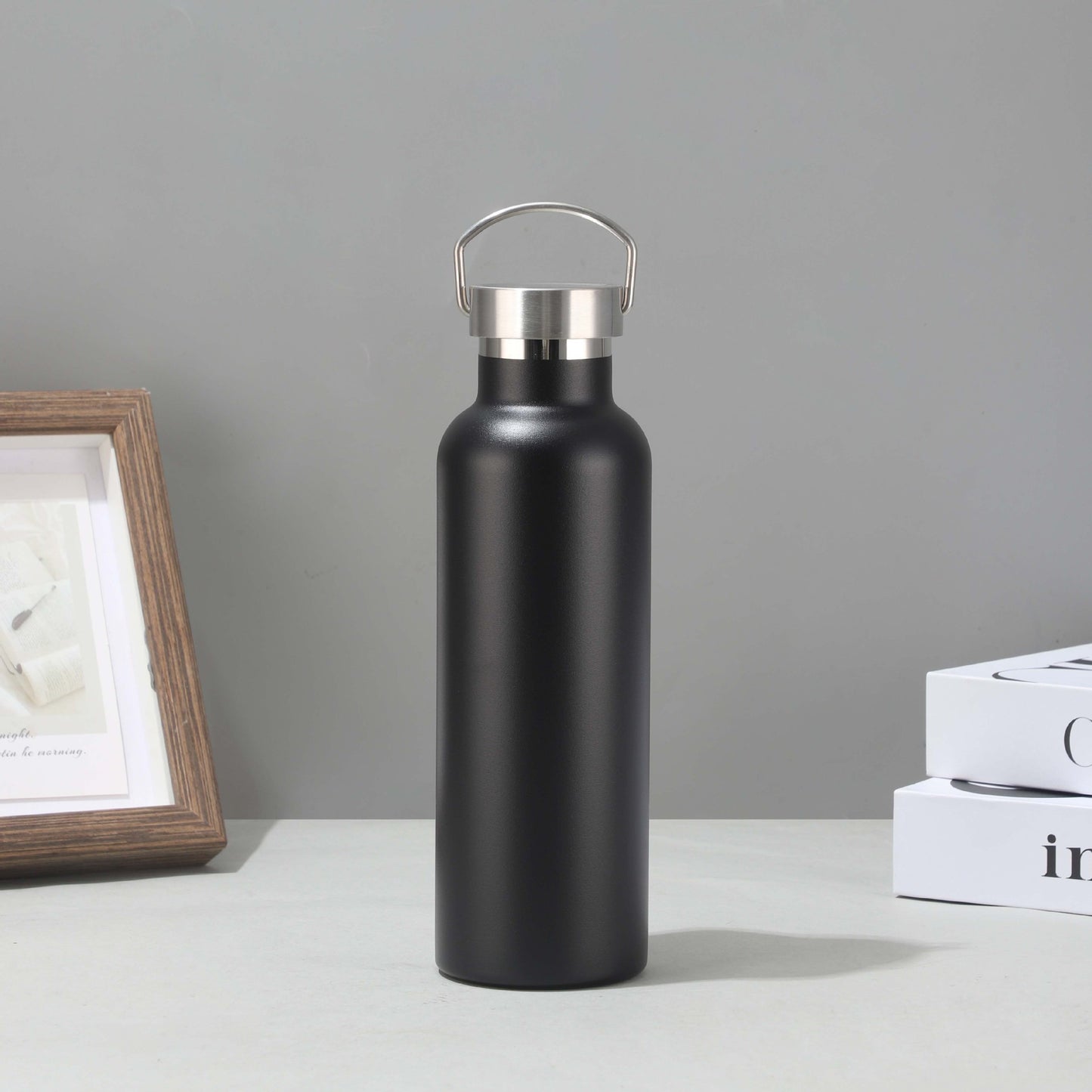 Damen edelstahl Isolier Trinkflasche mit nachhaltigem Bambusdeckel Brehn