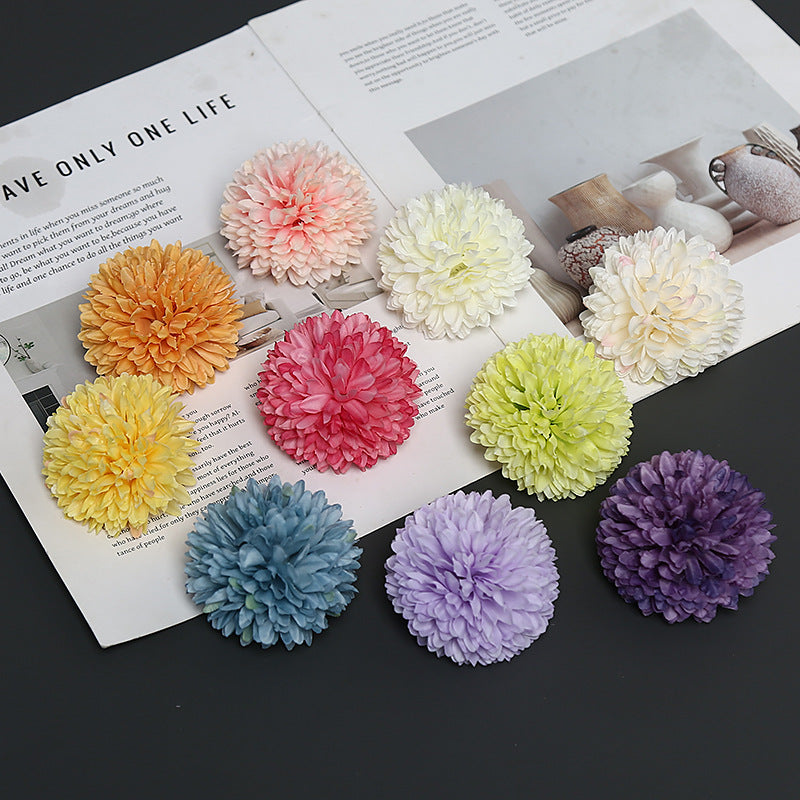 Elegante Chrysanthemen Blüten Haarschmuck