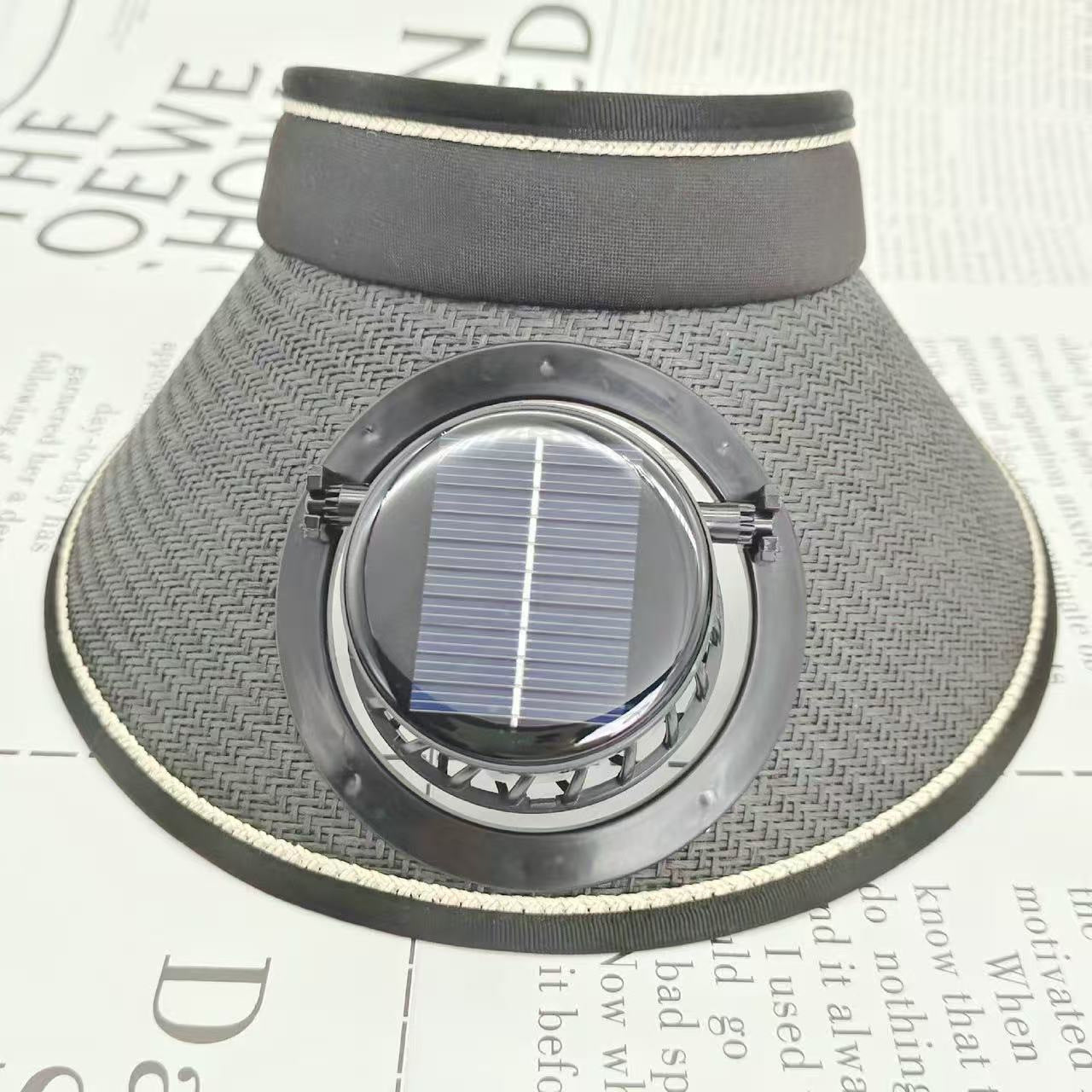 Sport-Sonnenblende mit abnehmbarem Frontlüfter, verstellbarem Kopfband und reflektierenden Paspeln Brehn