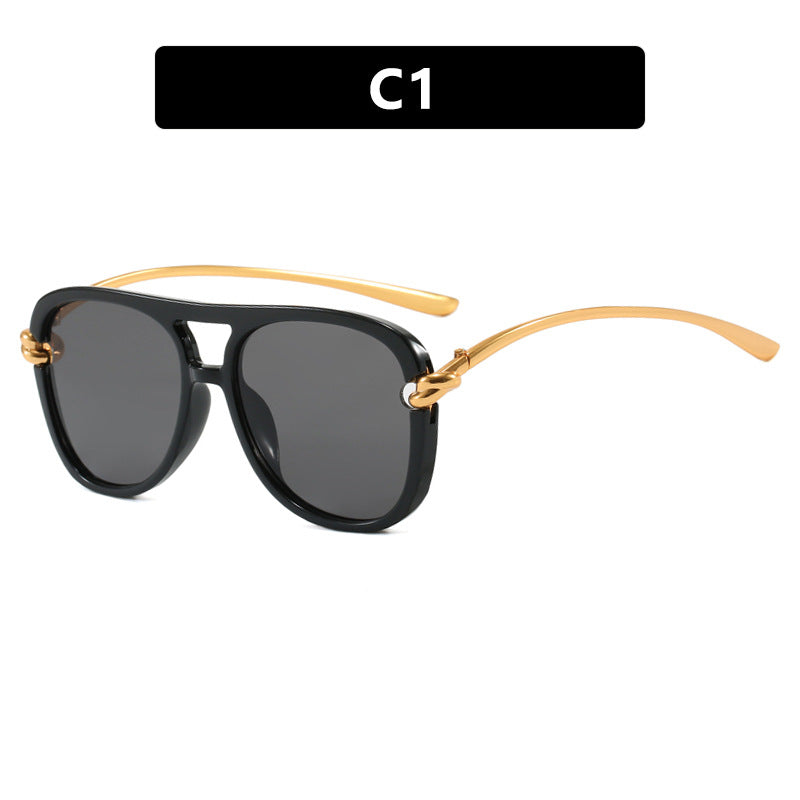Damen sportliche Sonnenbrille mit breitem Kunststoffrahmen und UV-Schutz Brehn