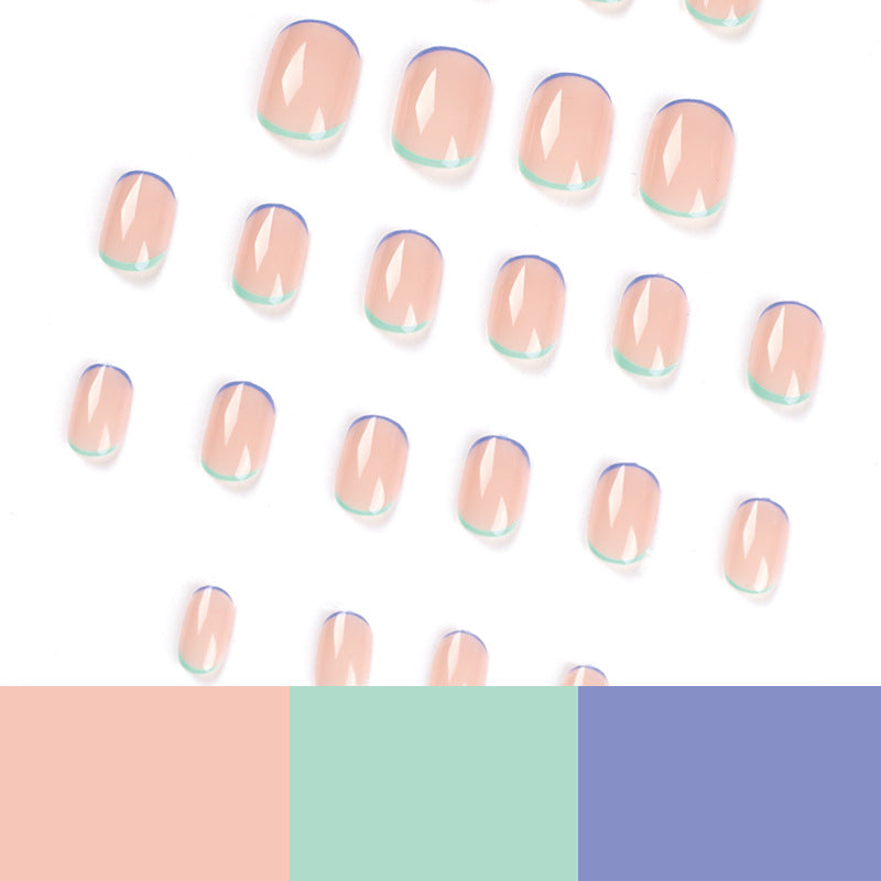 Kunstvolle Nagelkunst mit kreativen French-Tips Brehn