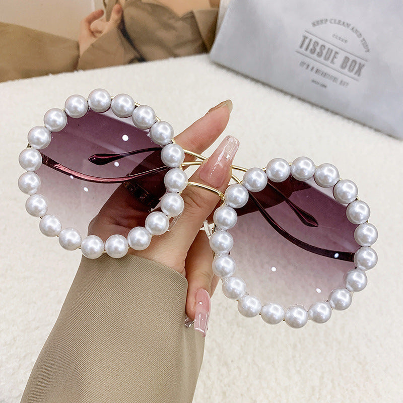 Damen große Sonnenbrille mit perlverziertem Rahmen Brehn