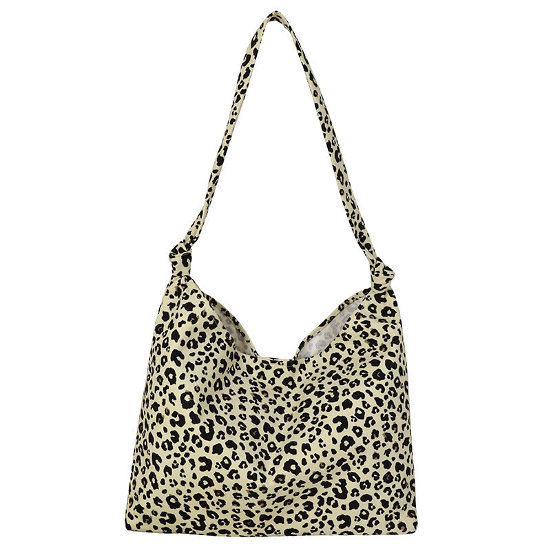 Trendige Tierdruck-Handtasche