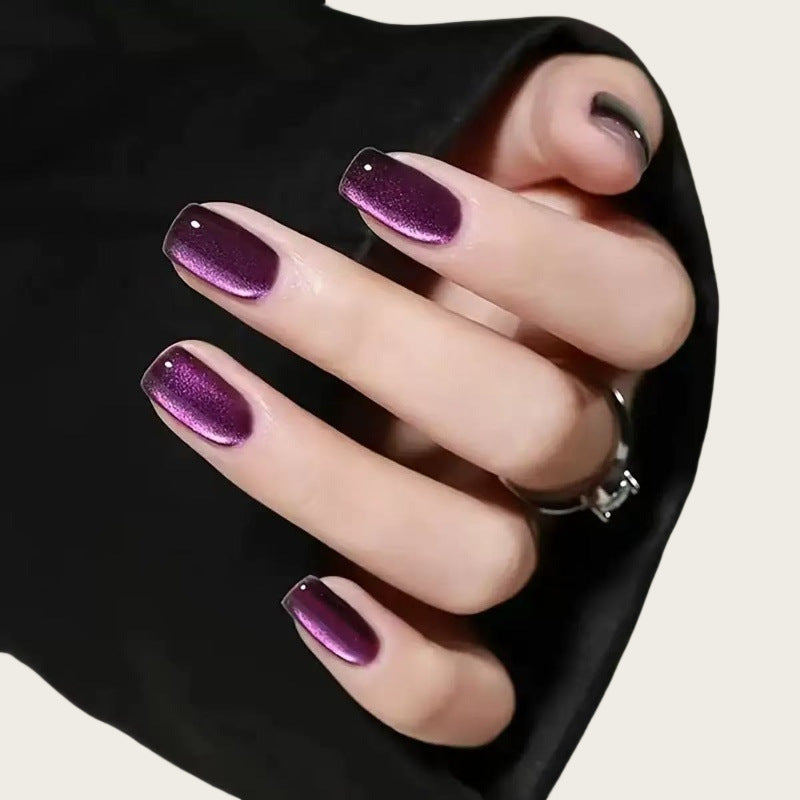 Kunstnagelset mit verschiedenen Designs Brehn