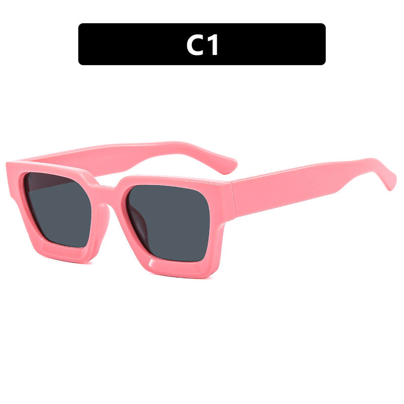 Damen modische quadratische Sonnenbrille mit robustem Rahmen und gelben Gläsern Brehn