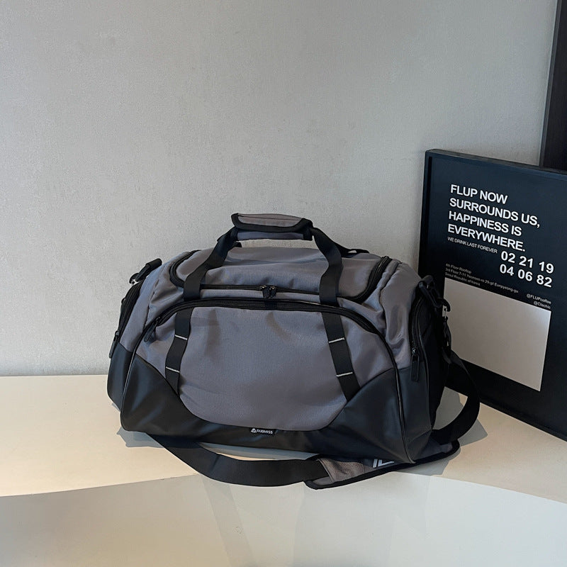 Vielseitige Reisetasche mit mehreren Fächern Brehn
