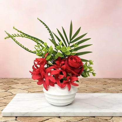 Künstliche Blumenanordnung