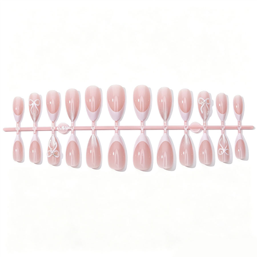 Elegantes Stiletto-Nageldesign Brehn