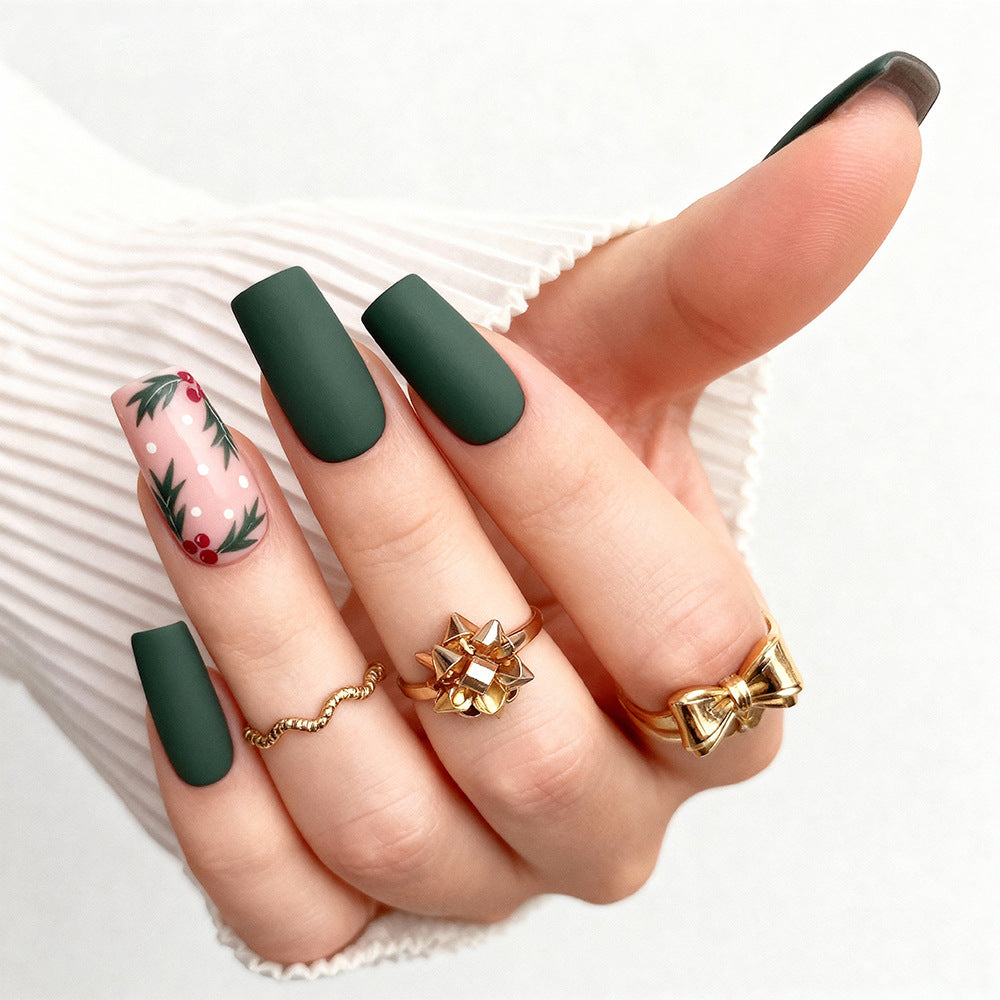 Elegante Kunstnägel mit Weihnachtsdesign Brehn