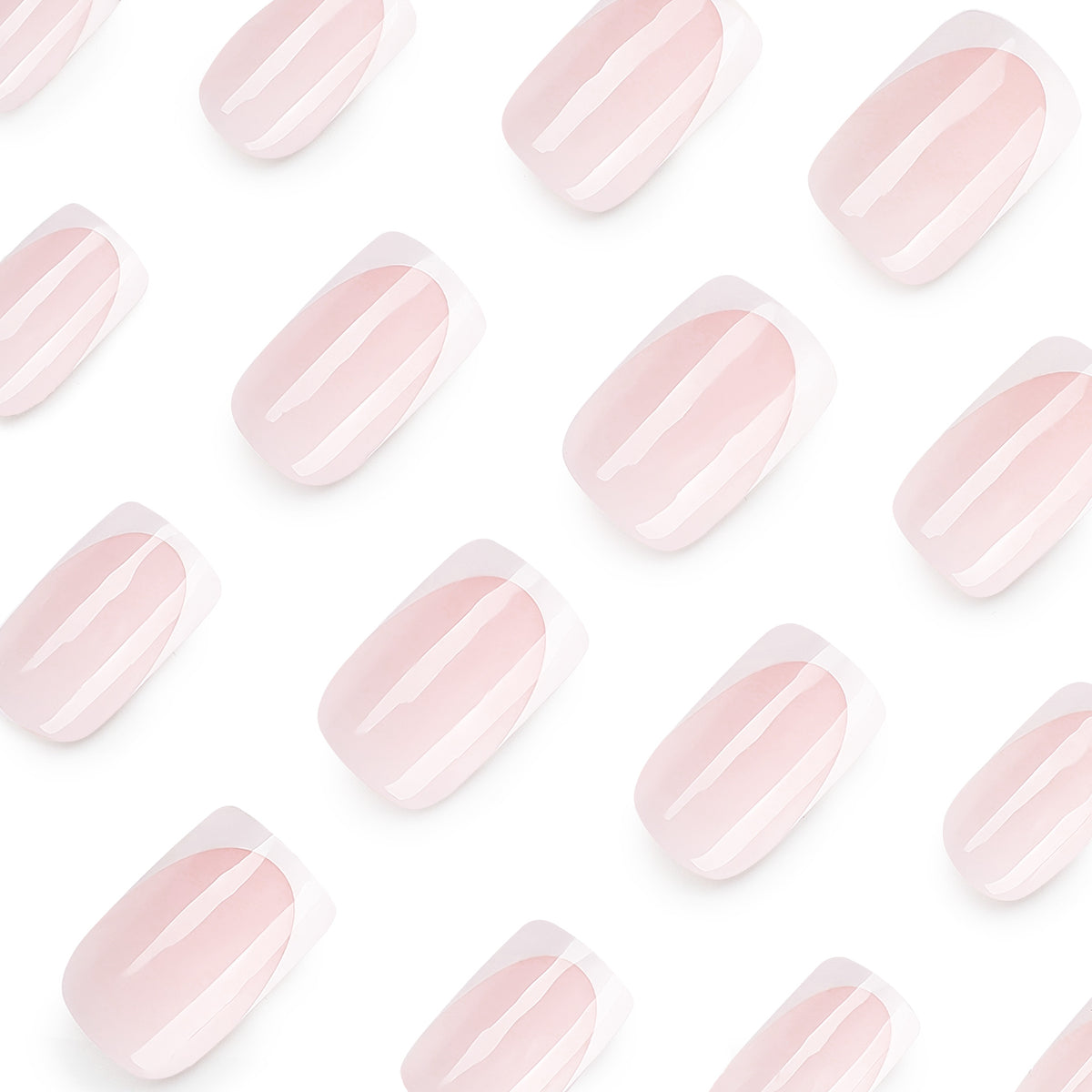 Künstliche Nagelverlängerungen mit modernem French-Tip Brehn