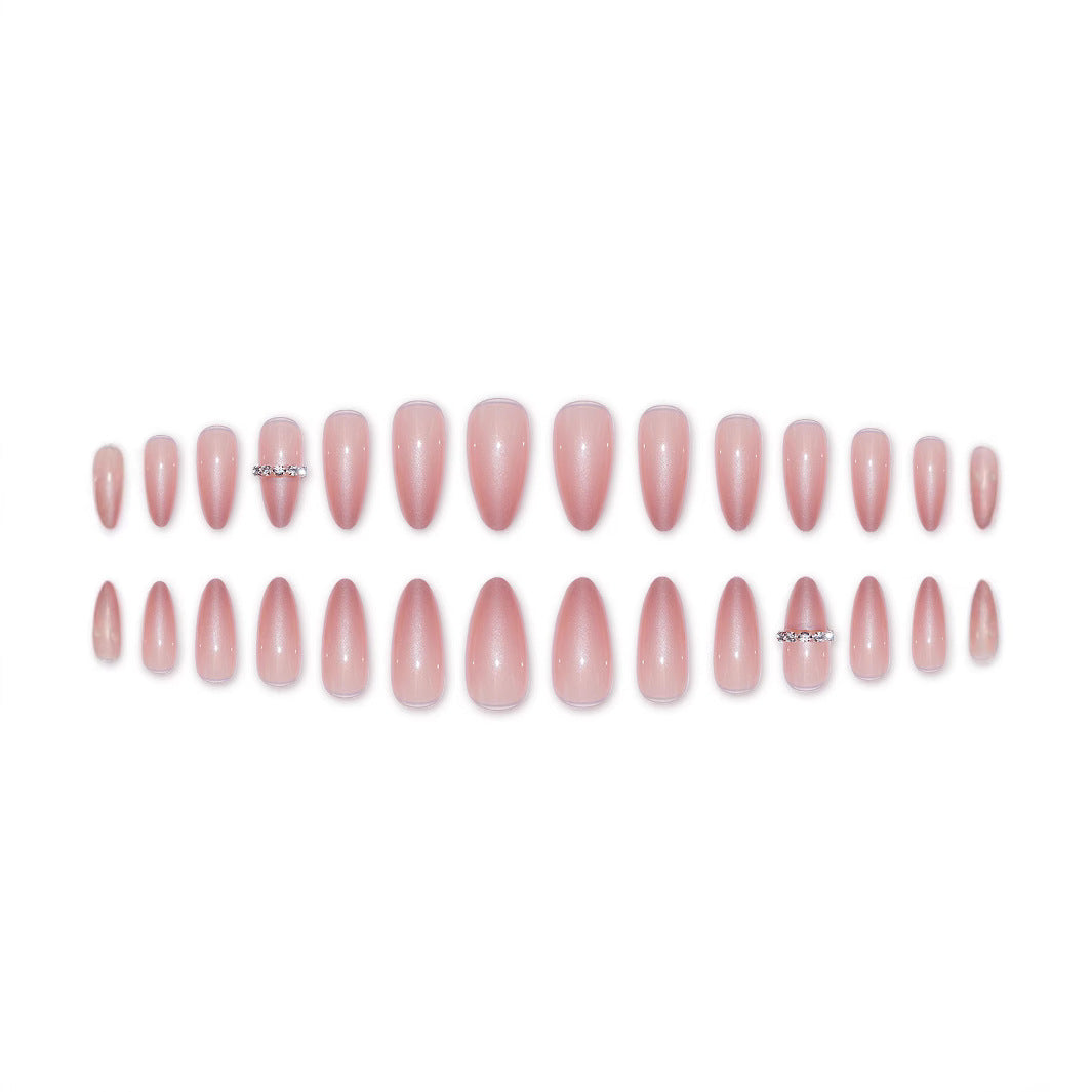 Elegantes Stiletto Press-On Nagelset Brehn