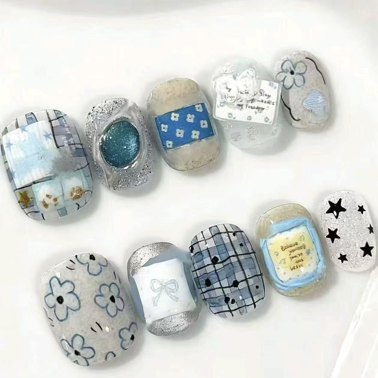 Dekorativer Nagelkunst-Set Brehn