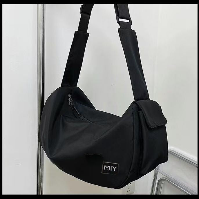 Schultertasche Mit Praktischen Fächern Brehn