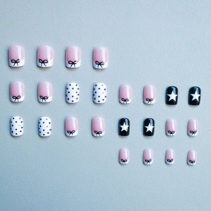 Künstlerisches geometrisches und Schleifen-Nagel-Kit