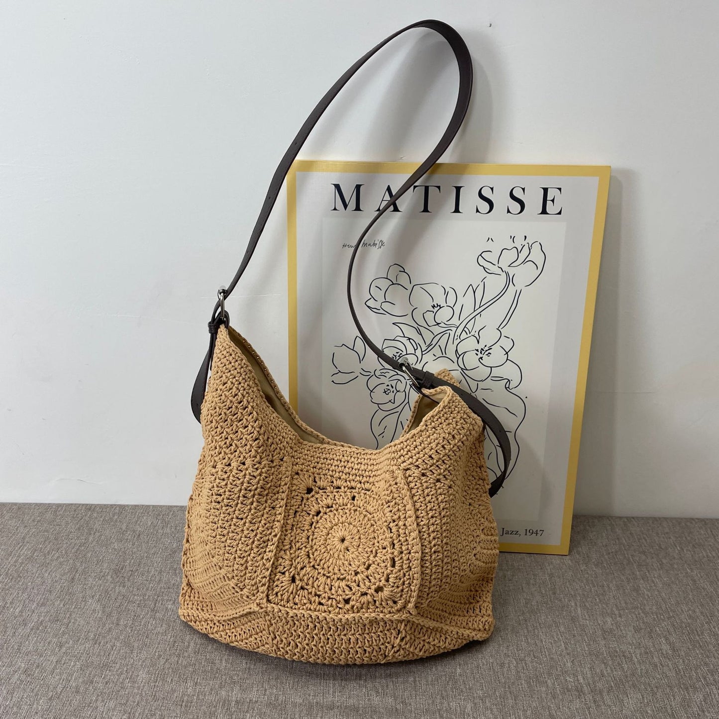 Handgeknüpfte Henkeltasche mit Lederdetails Brehn