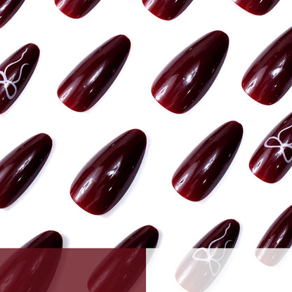 Elegante Stiletto Nagelkunst Brehn