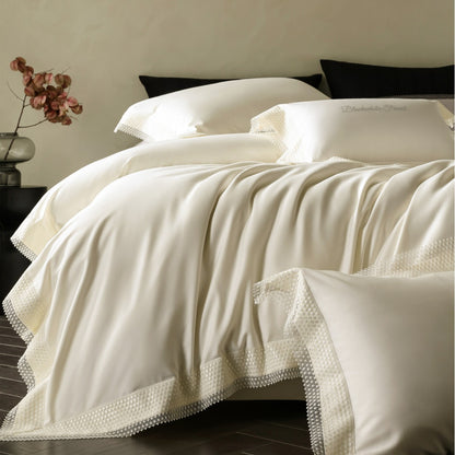 Seidiger Satin Bettwäsche und Euro Kissenbezug Set mit geometrischer Spitzenbordüre