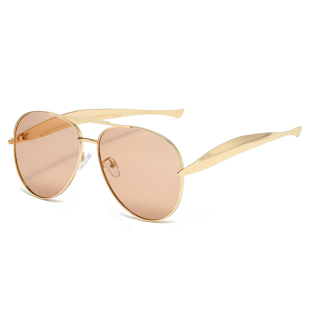 Chic Aviator Sonnenbrillen mit stilvollen Metallakzenten Brehn