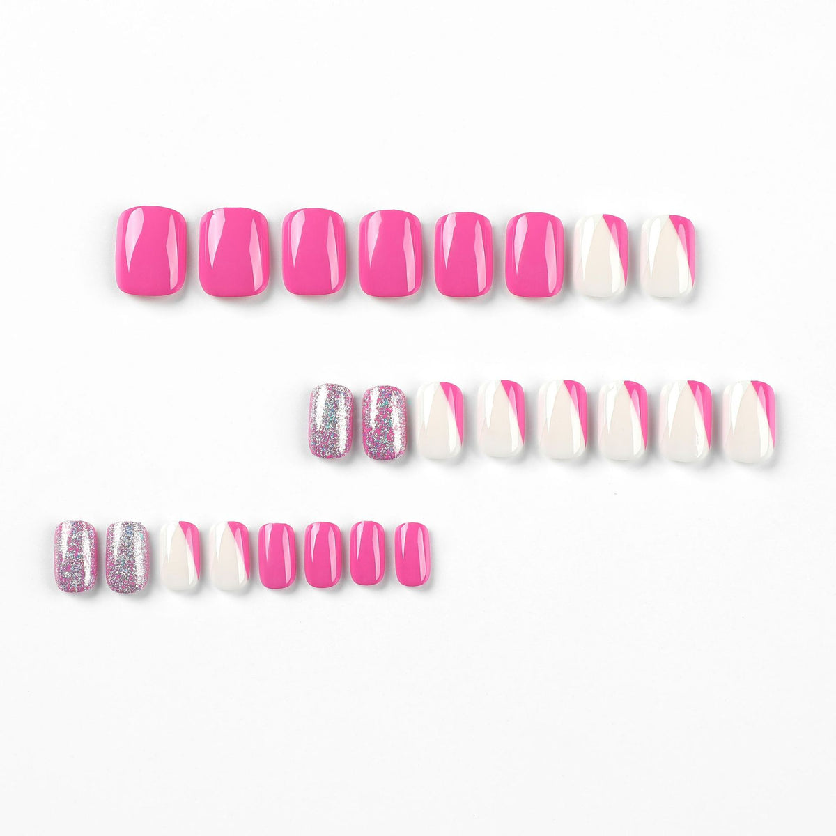 Kunstvolle Nagelkunst mit Glitzerakzenten und Ombre-Design Brehn