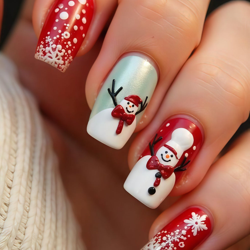 Kunstnägel mit festlichen Weihnachtsmotiven Brehn