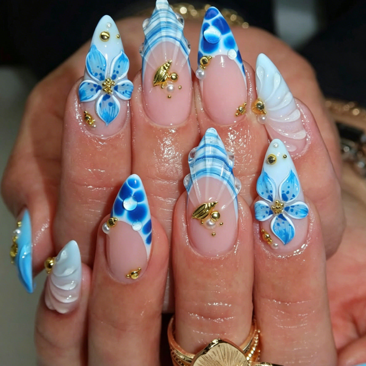 Elegante florale Kunst Acryl-Nagelverlängerungen Brehn
