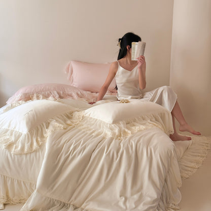 Luxuriöses Satin Rüschkissenbezug-Set mit Spitzenrand