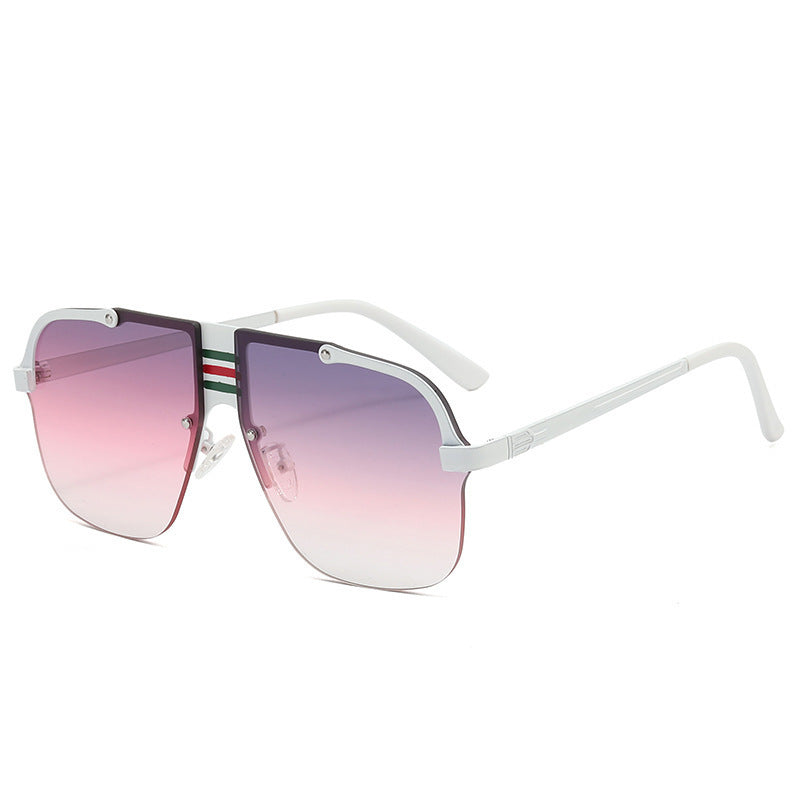 Damen Oversized Sonnenbrille mit einzigartigem, gradienten Gläsern und markantem Metallrahmen Brehn