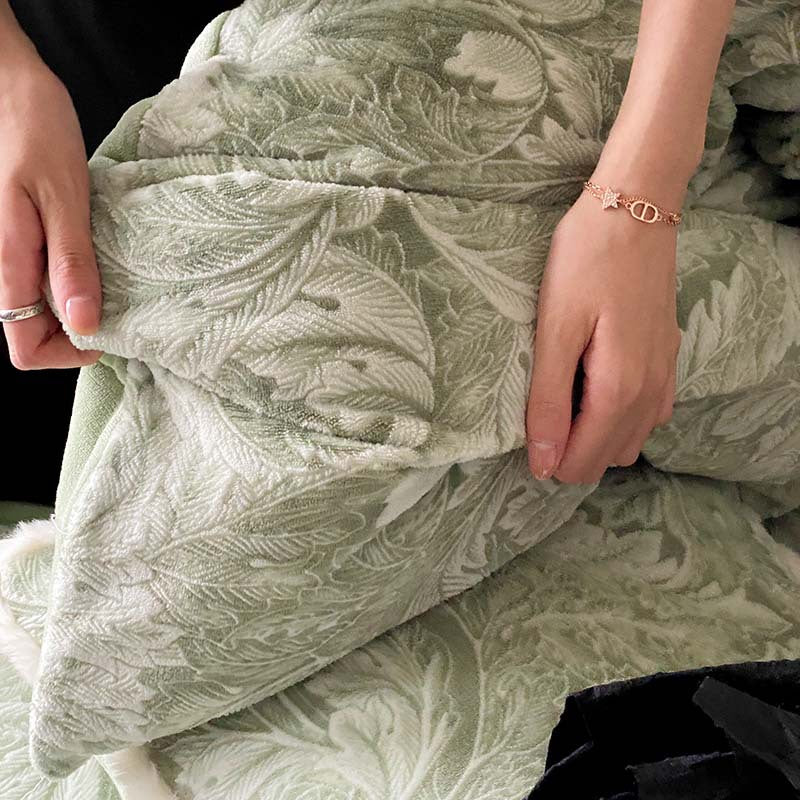 Jacquard-Bettwäschegarnitur aus Baumwollsatin mit Paisley‑Relief