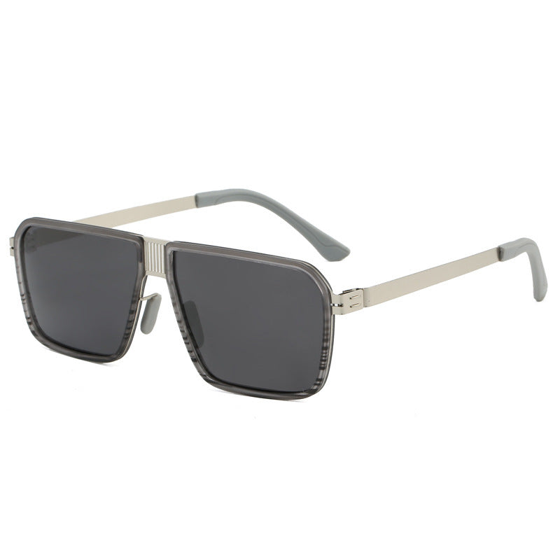 Damen modische Sonnenbrille im modernen, eckigen Design Brehn