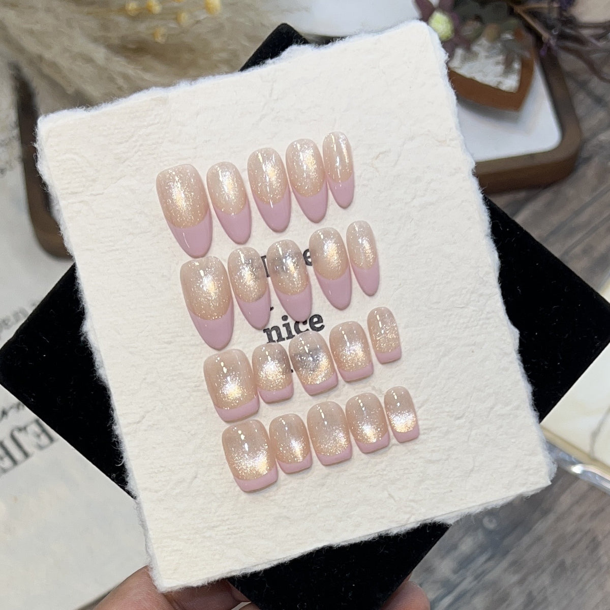 Traumhaft Glitzerndes Press-On Nagelset Brehn