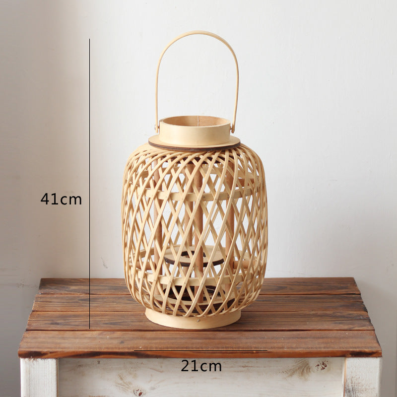 Handgefertigte Rattanlaterne Brehn