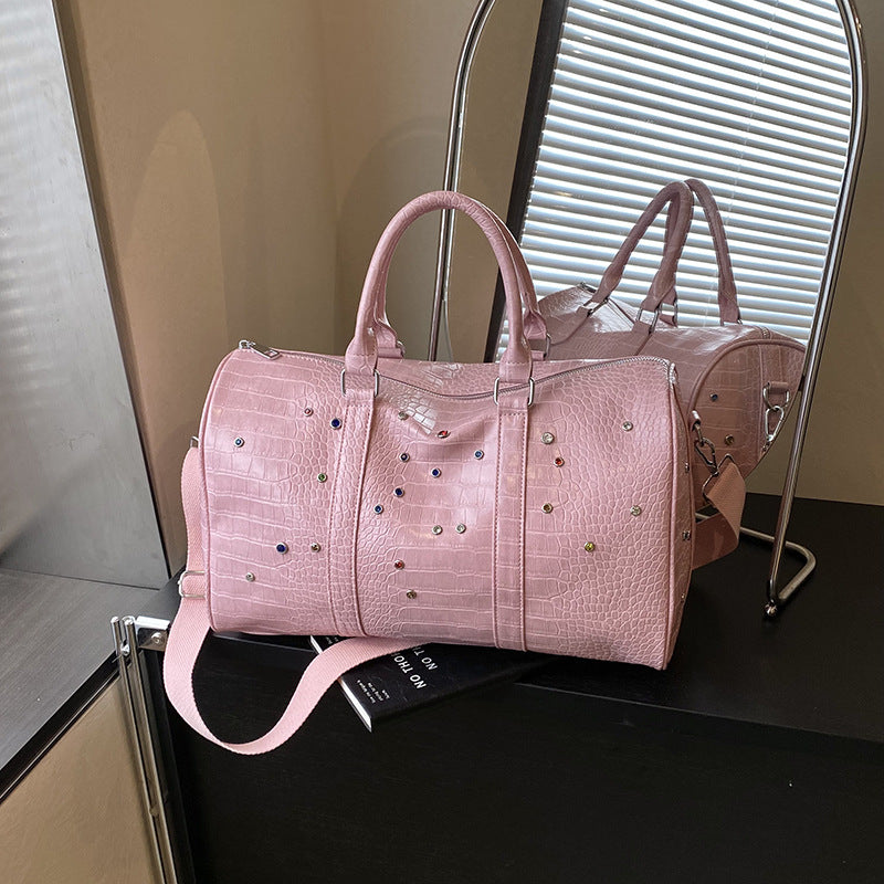 Modische Reisetasche mit Strukturierter Oberfläche und Vielseitigem Innenleben Brehn