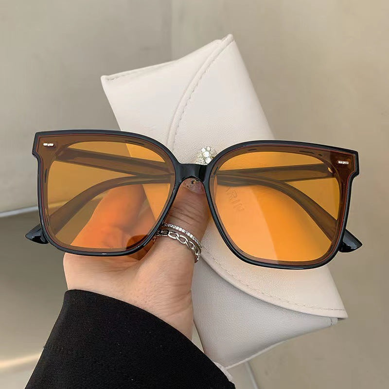 Damen stilvolle Sonnenbrille mit modischem Hingucker Brehn