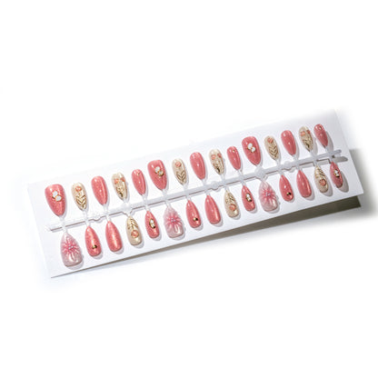 Elegantes floral Press-On-Nagelkunst-Set mit dekorativen Akzenten Brehn