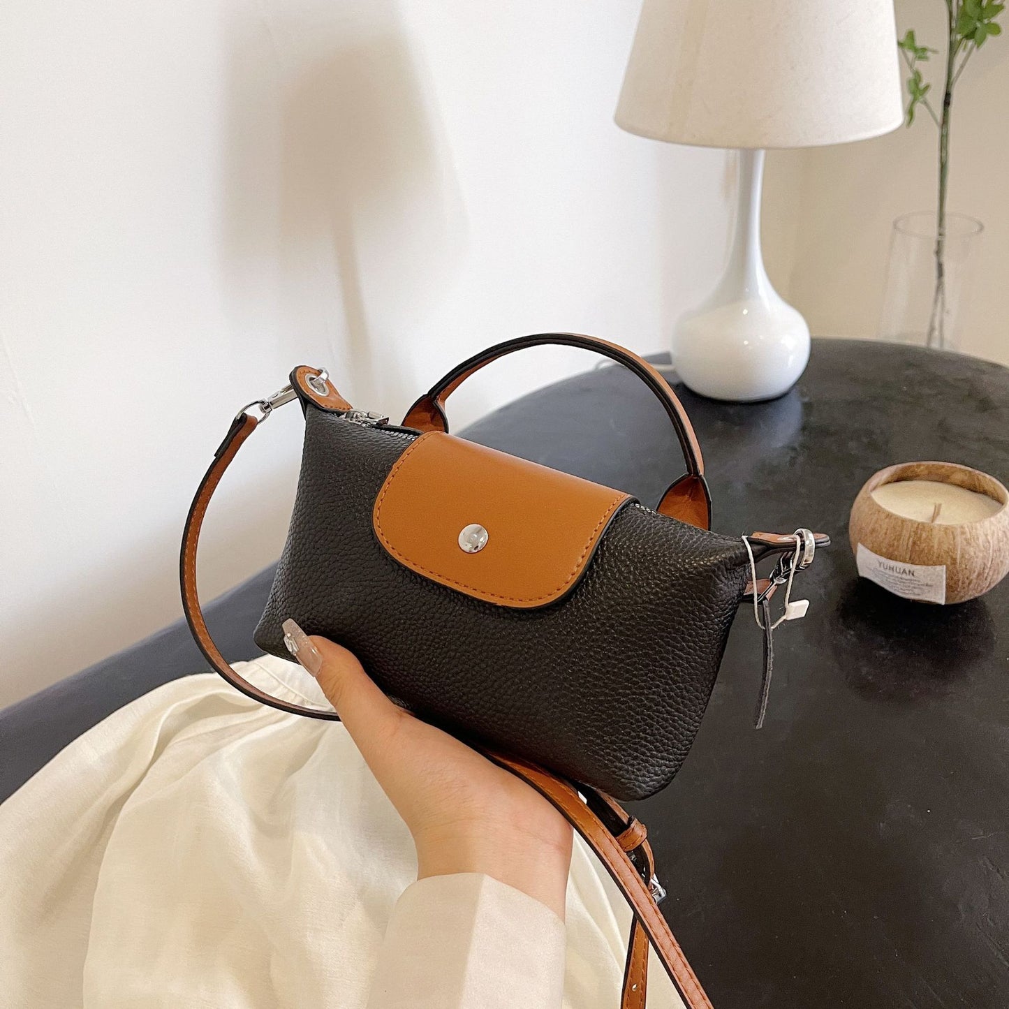Chic Texturierte Mini-Handtasche Brehn