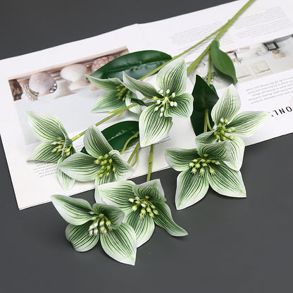 Realistische dekorative Blumenstängel