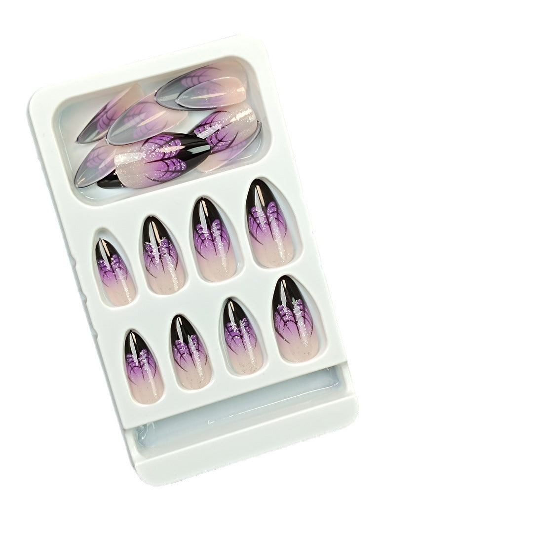 Künstlerisches Press-On Nagel-Set mit lavendelfarbenem Ombre-Design Brehn