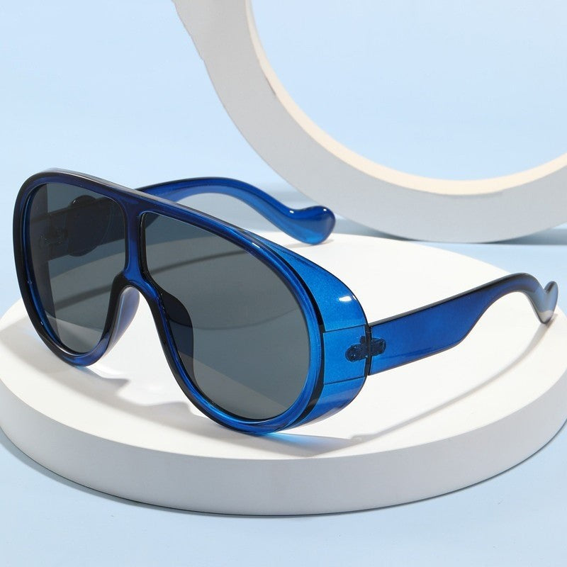 Damen Sportliche Oversized Sonnenbrille mit innovativem Design Brehn