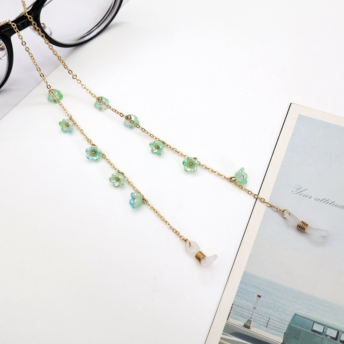 Blumenverziertes Brillenband Brehn