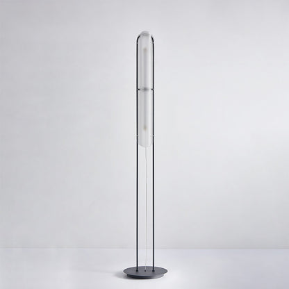 Minimalistische hohe Stehlampe mit einstellbarer Helligkeit