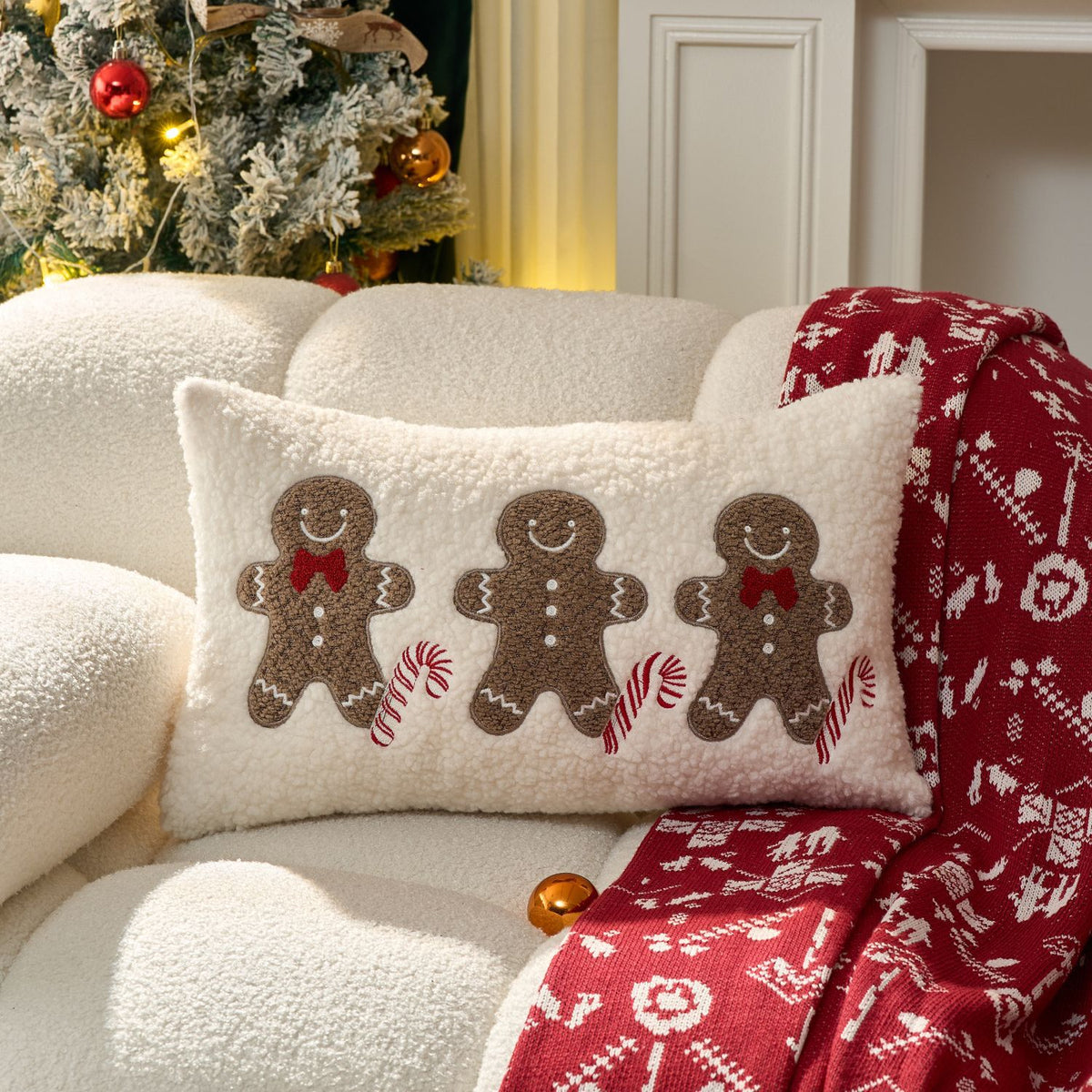 Festlicher getufteter Chenille Merry Christmas Nackenstützkissen