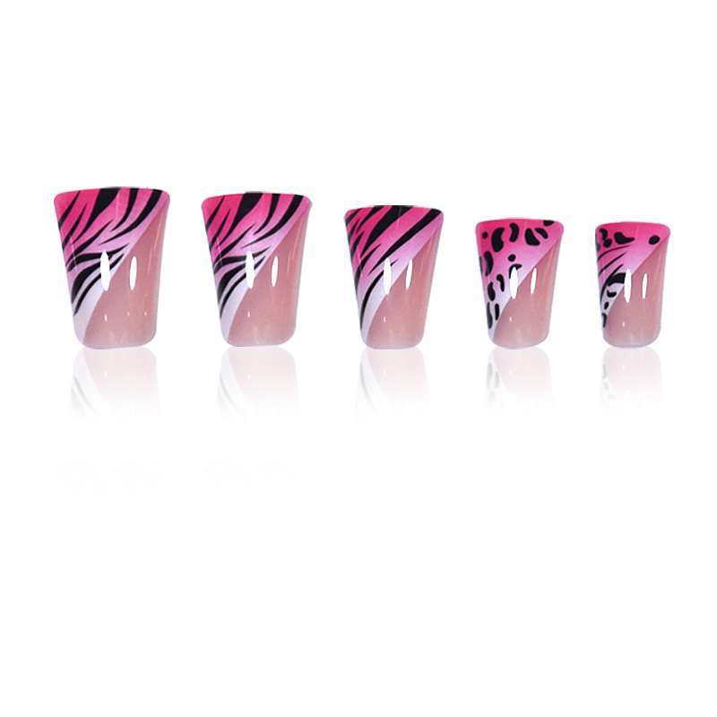 Künstlerisches Stiletto Press-On Nagel-Set mit Tierdruck-Akzenten Brehn