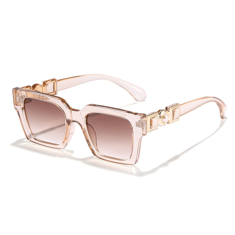 Damen modische Sonnenbrille mit glamourösem Rahmen Brehn