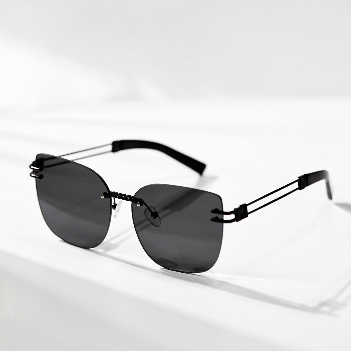 Damen Oversized Sonnenbrille mit stylischem Farbverlauf und einzigartigem Rahmen Brehn